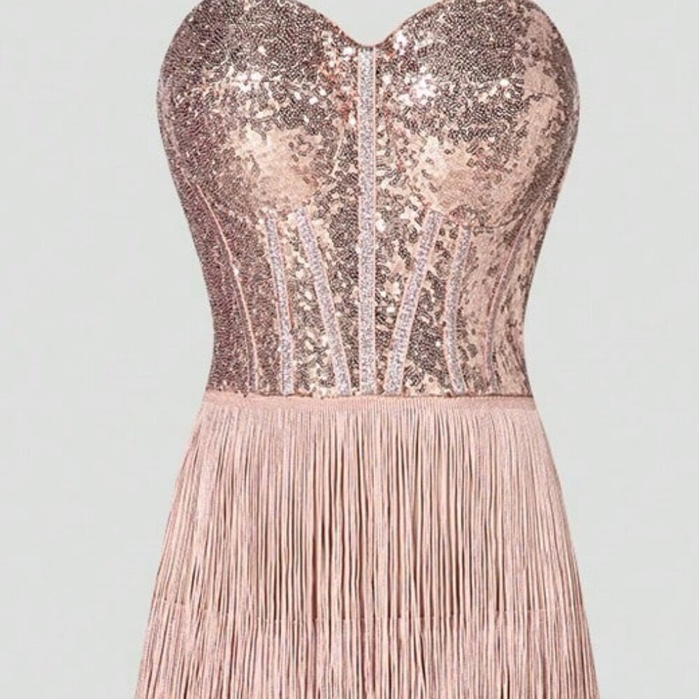 Elegant Women's Sequin Strapless Gown With Multi-Layer Fringed Skirt - Picture 9 of 10